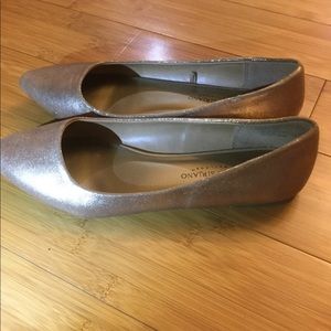 Christian Siriano Shoes - Christian Siriano Gold Flats Christian Siriano Shoes - Christian Siriano Gold Flats